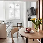 Dluga 18 Apartament Premium Z Antresola